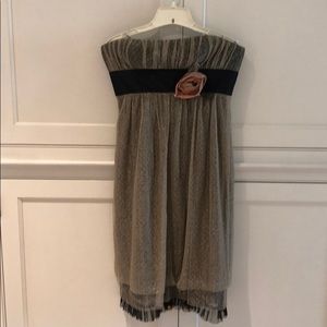 Stunning strapless party dress